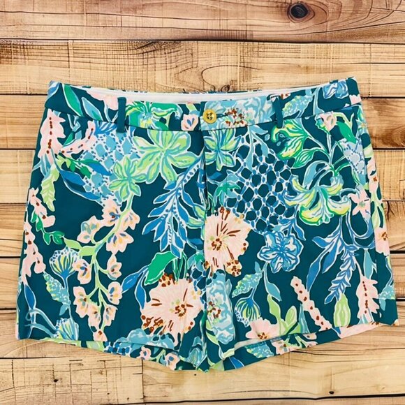 Lilly Pulitzer Pants - Lilly Pulitzer Women's Callahan Mid-Rise Shorts in Multi Hot on the Vine Size 10